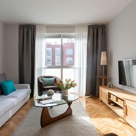마드리드 Vivienda Con Zona De Trabajo, Piscina Y Parking 아파트 외부 사진