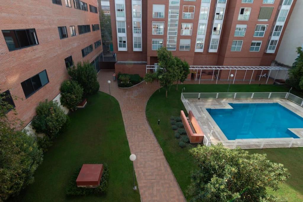 마드리드 Vivienda Con Zona De Trabajo, Piscina Y Parking 아파트 외부 사진